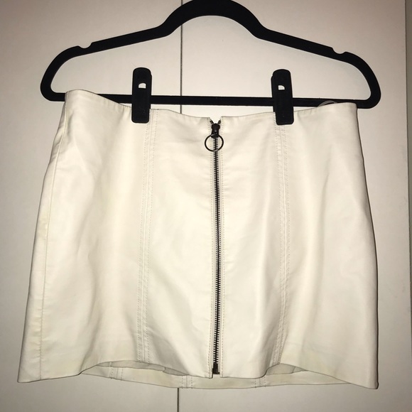 Free People Dresses & Skirts - Free People Vegan Leather Zip Mini